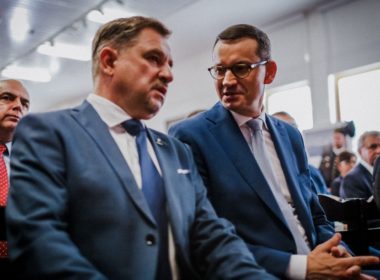 obraz dla wpisu: Stanowisko Prezydium KK NSZZ „S”: w „Tarczy 3” Rząd chce chronić miejsca pracy… zwolnieniami