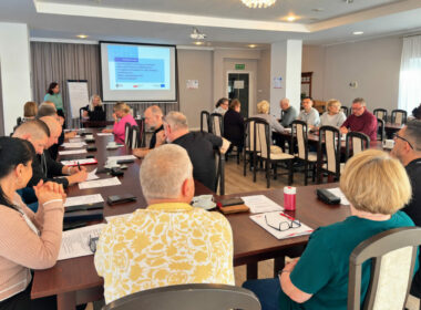 obraz dla wpisu: Jak tworzyć miejsca pracy przyjazne pracownikom 50+? Seminarium upowszechniające w Gdańsku